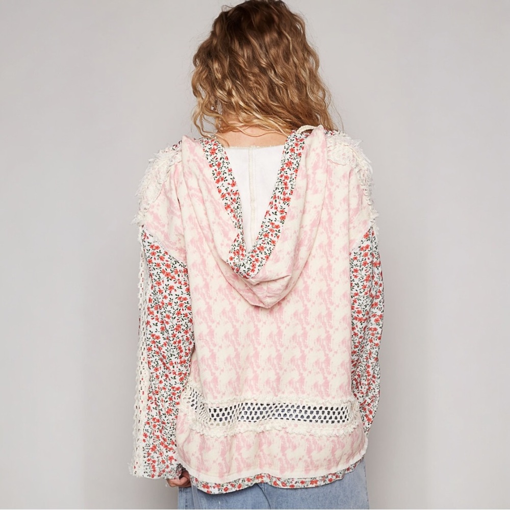 POL Floral Patchwork Top - Pink and Cream - Picture 4 of 5